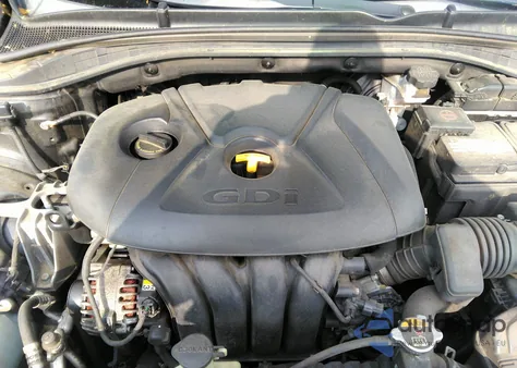 2018 Hyundai Elantra Gt z USA, uszkodzony, nr VIN KMHH35LE2JU018939